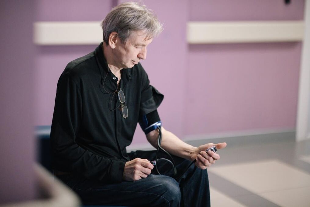 Symptoms of hypertension